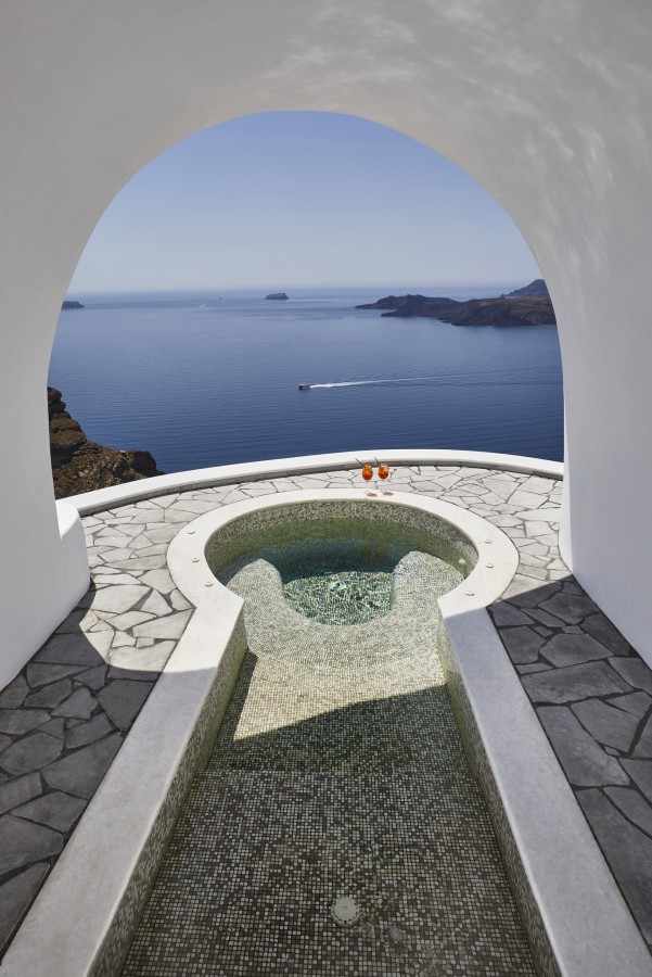 deluxe suite pool sea view