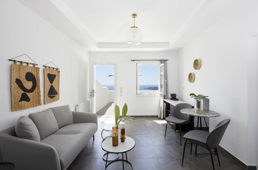 grand suite living room